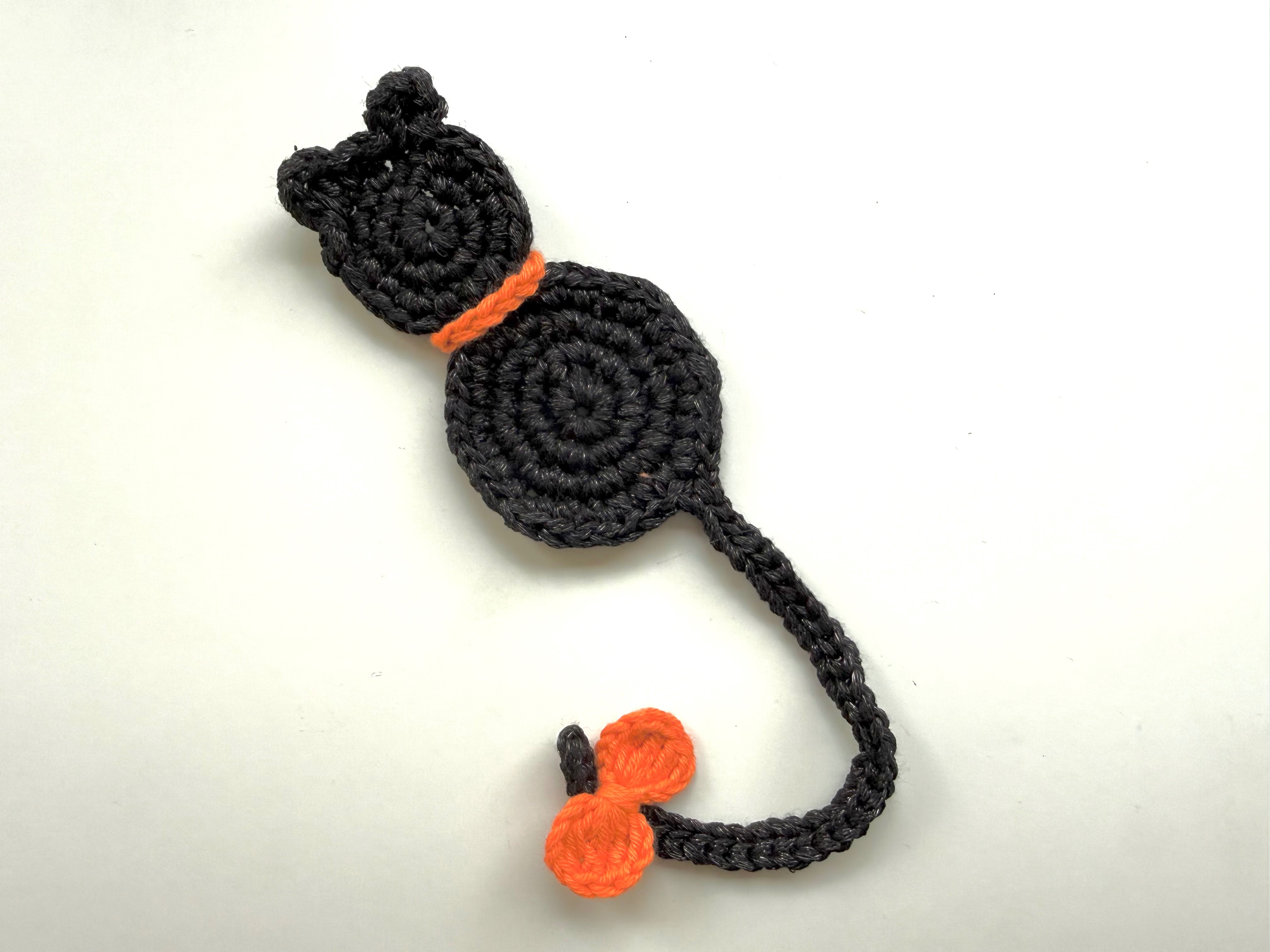 Cat Crochet Bookmark